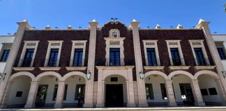 Sindicato aplaza protesta de cierre de accesos de Unison Hermosillo por reunión de diálogo con Estado Sindicato aplaza protesta de cierre de accesos de Unison Hermosillo por reunión de diálogo con Estado