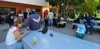 Otorga Unison permisos temporales a estudiantes que venden productos dentro del campus en Hermosillo Otorga Unison permisos temporales a estudiantes que venden productos dentro del campus en Hermosillo