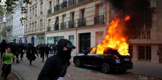 Protestas por el costo de vida sacuden Francia: reportan 272 detenidos y edificios incendiados